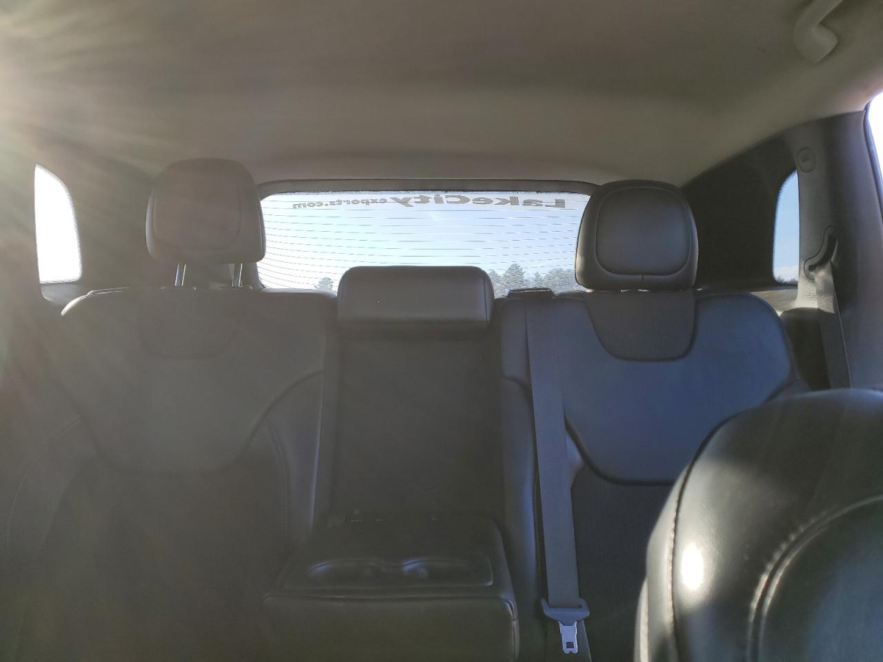2018 Jeep Grand Cherokee - Image 10