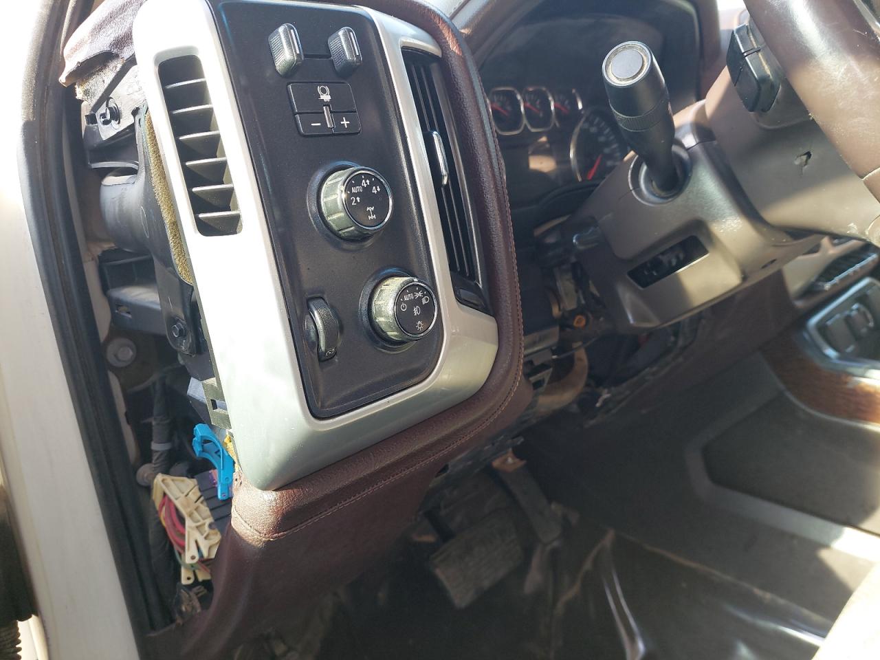 3GTU29EC9EG292897 - 2014 Gmc SEIARA - #43092265