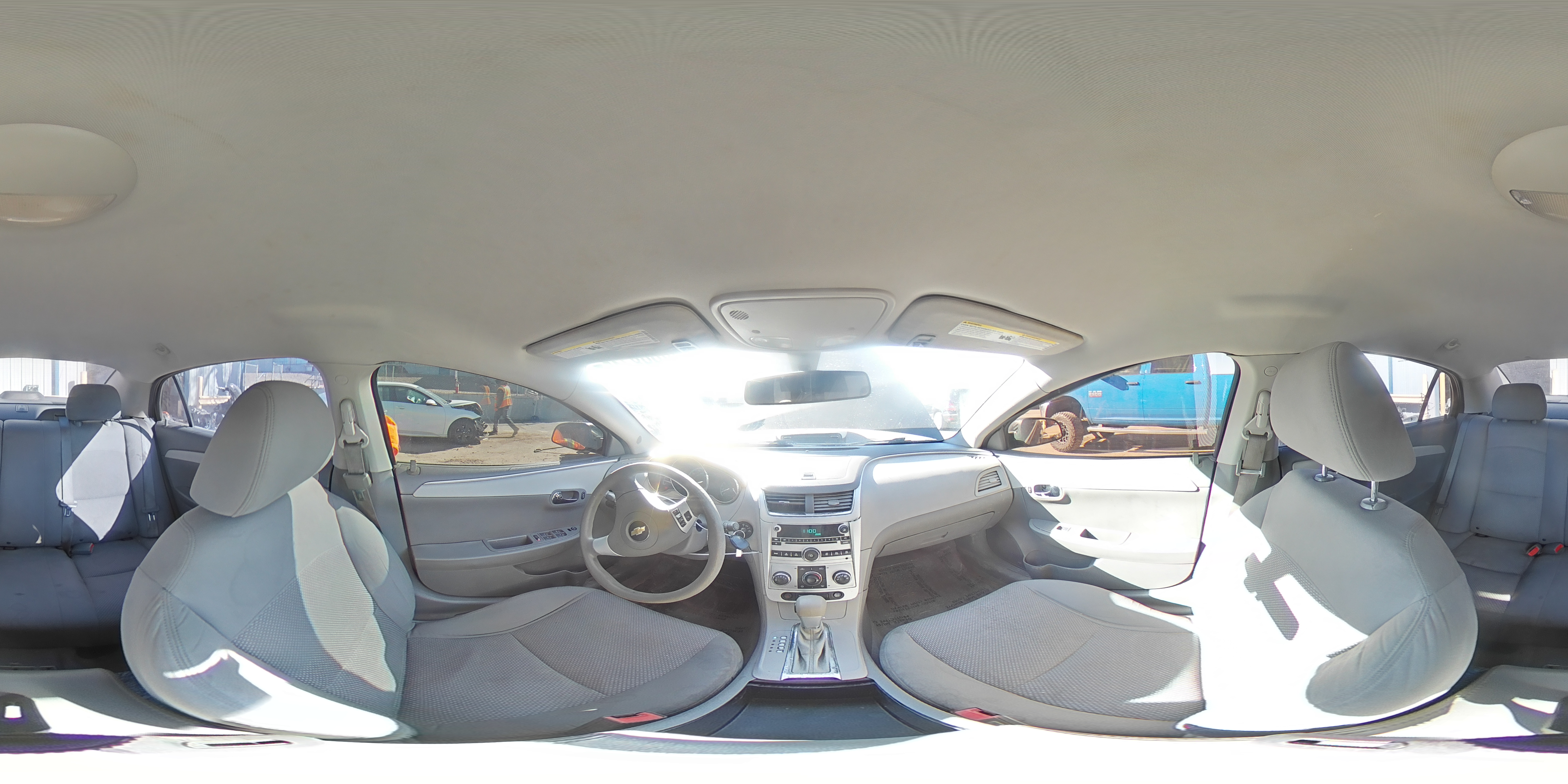 2011 Chevrolet Malibu - Image 13