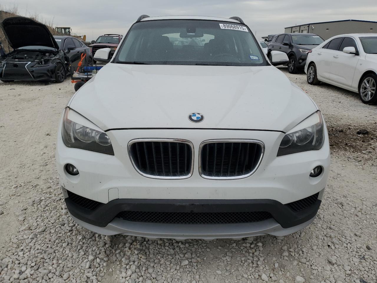 2015 BMW X1 - Image 5
