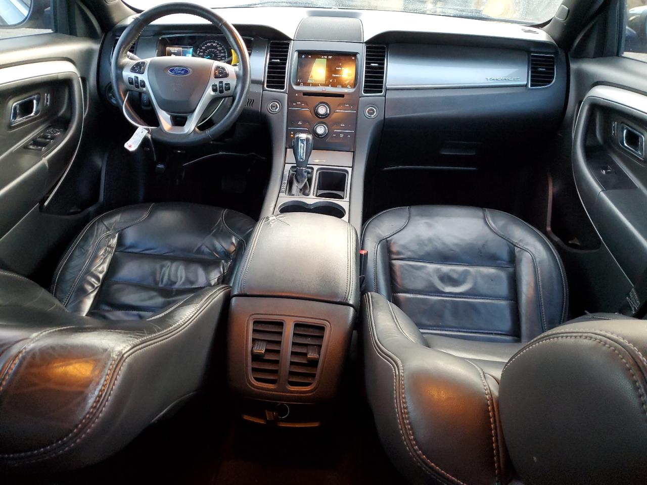 2018 Ford Taurus - Image 8
