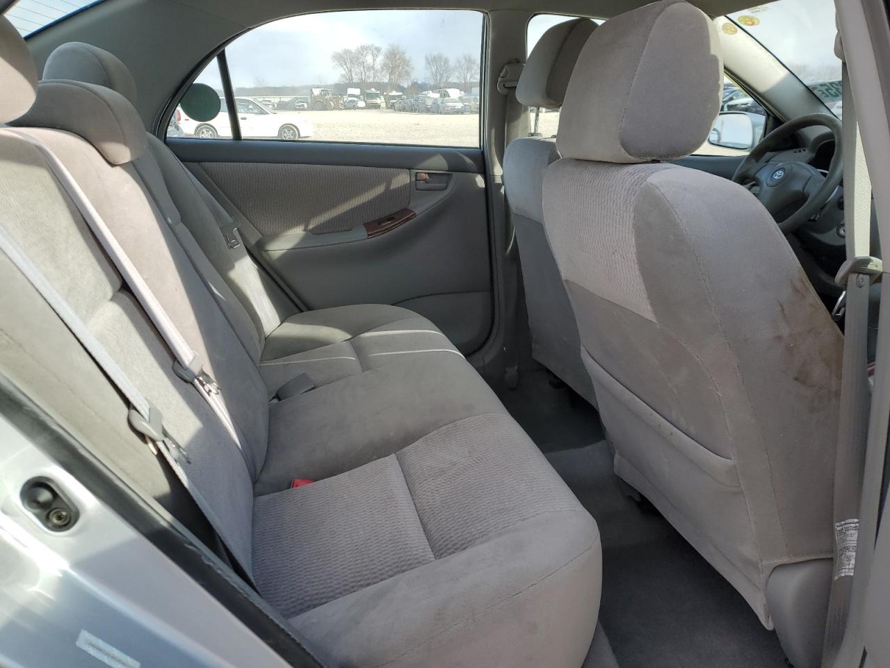 2005 Toyota Corolla - Image 10