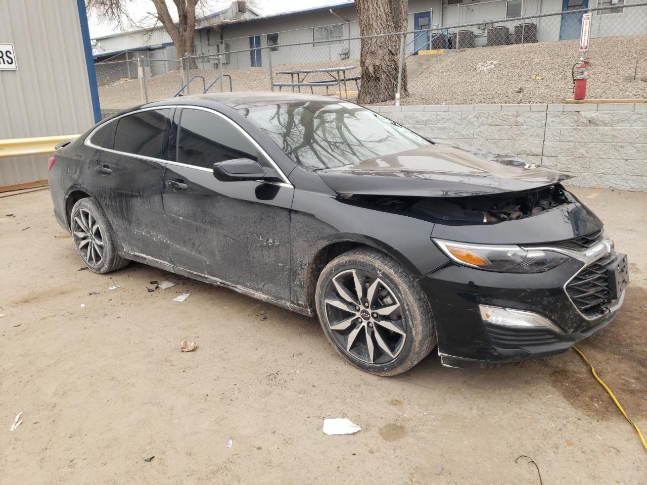 2021 Chevrolet Malibu - Image 4