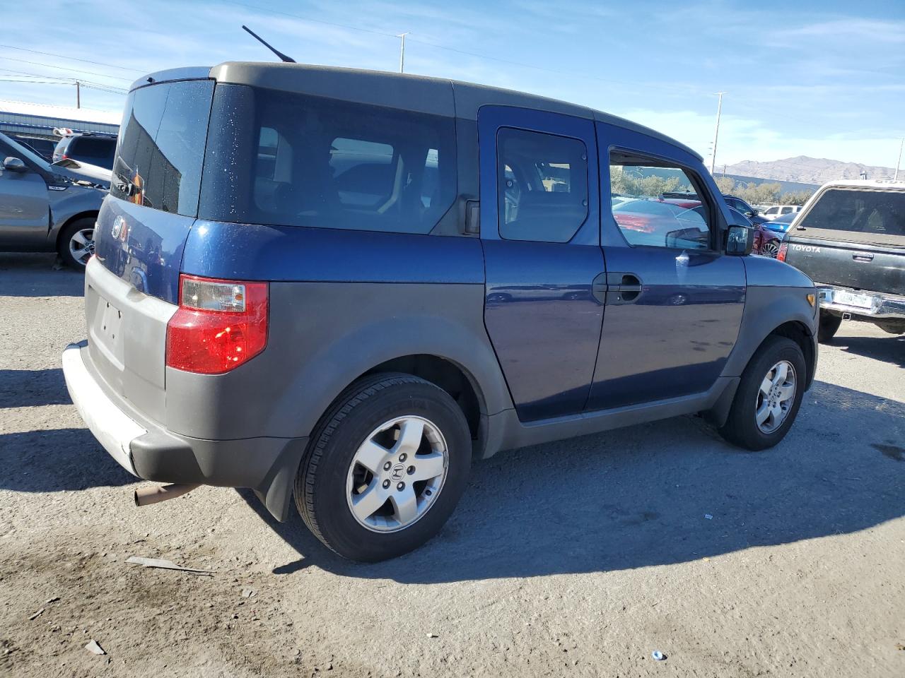 2003 Honda Element - Image 3