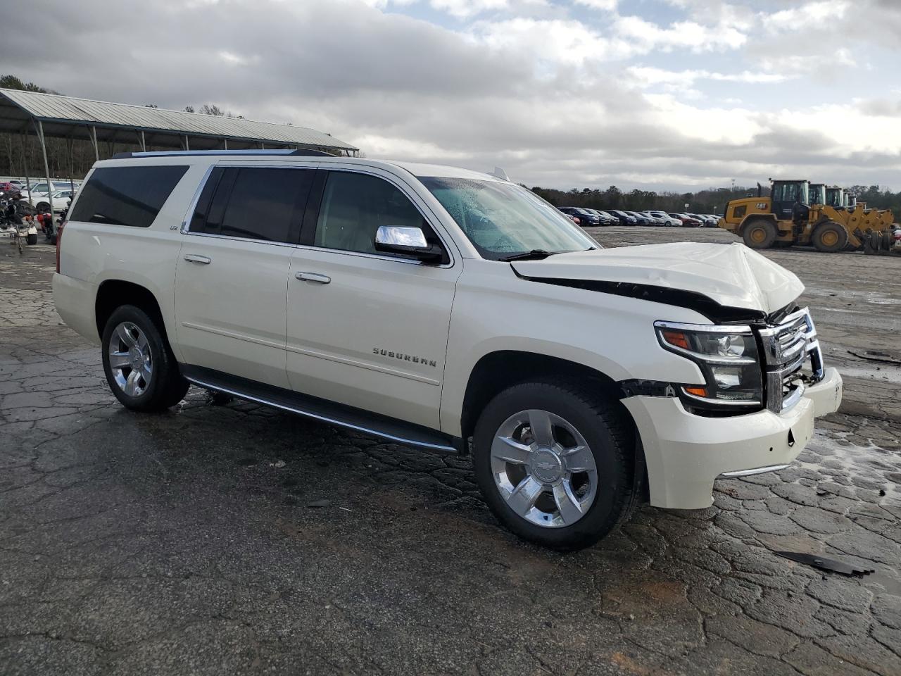 2015 Chevrolet Suburban - Image 4