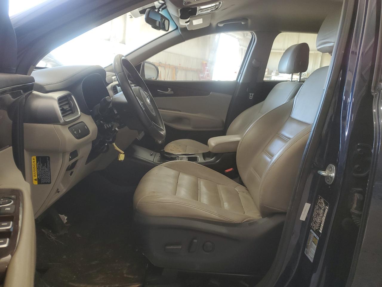 2017 Kia Sorento - Image 7