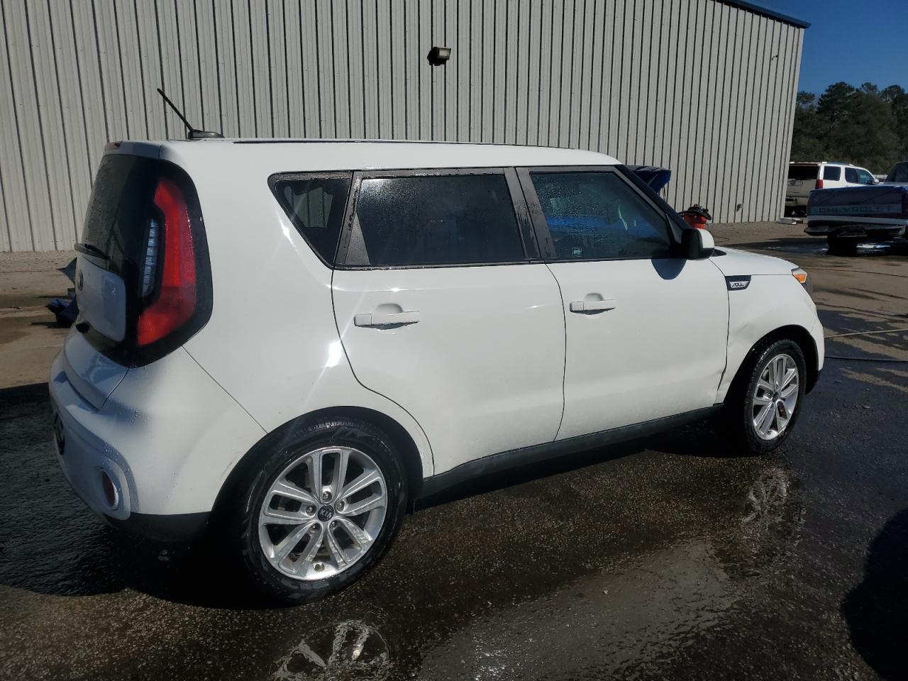 2018 Kia Soul - Image 3