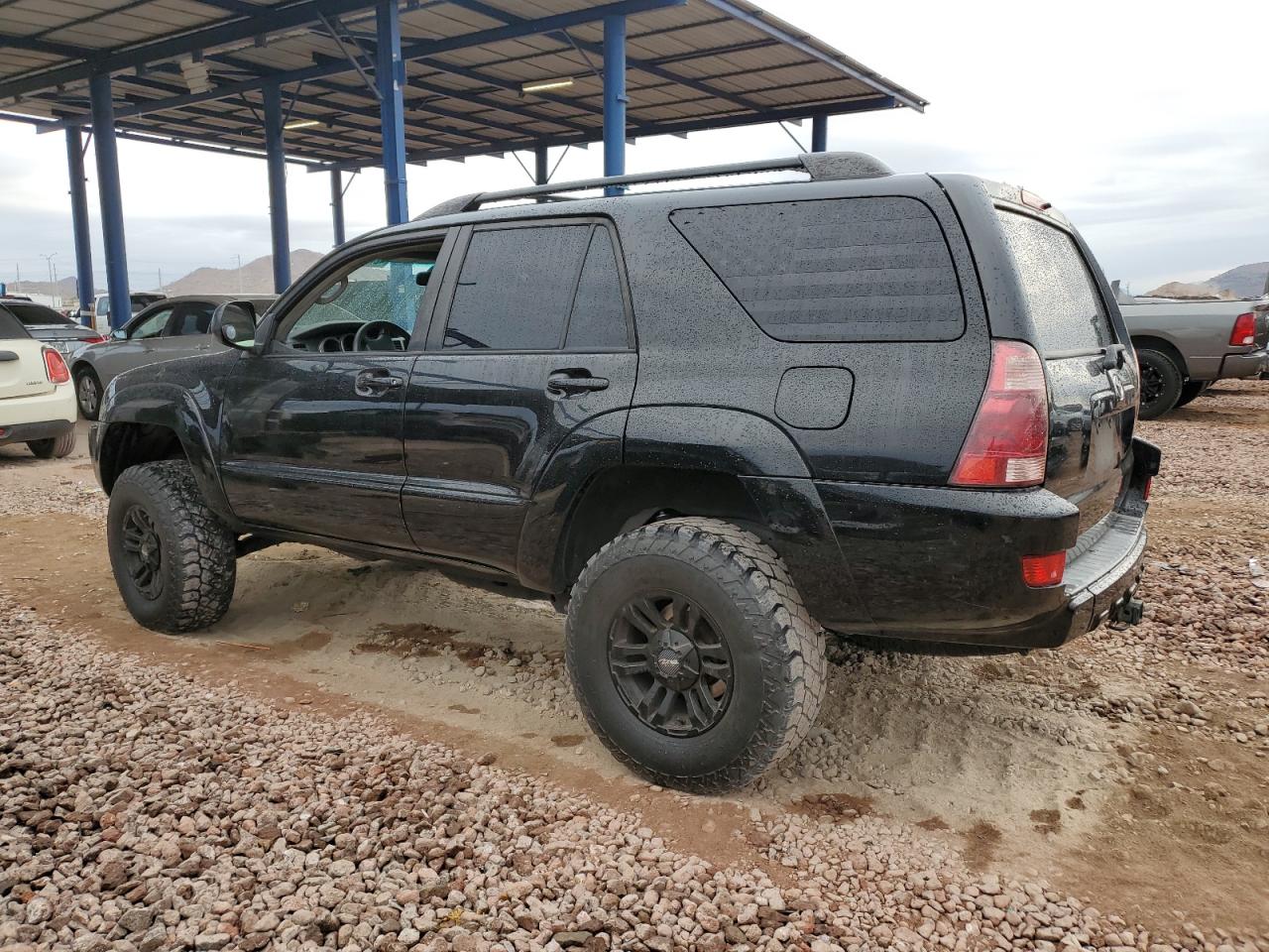 2005 Toyota 4Runner - Image 2