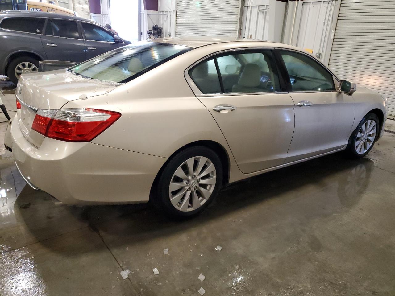 2013 Honda Accord - Image 3