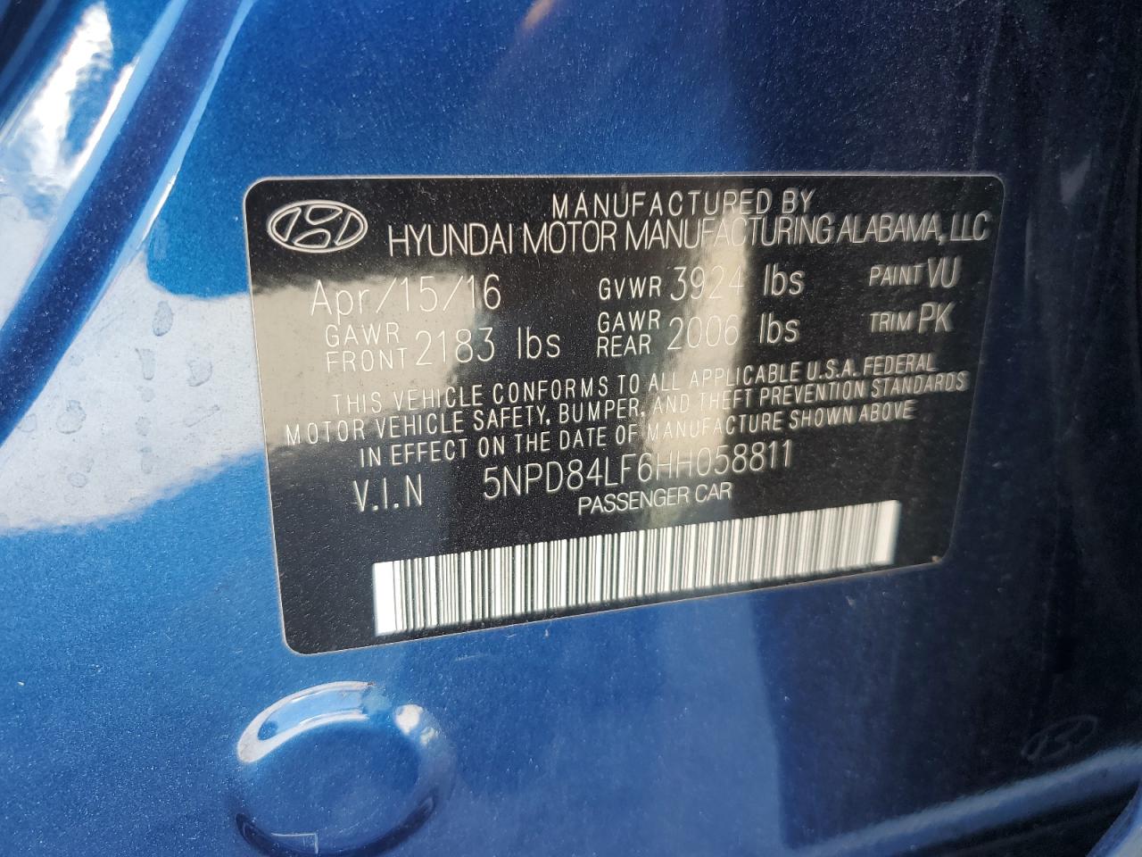 2017 Hyundai Elantra - Image 13