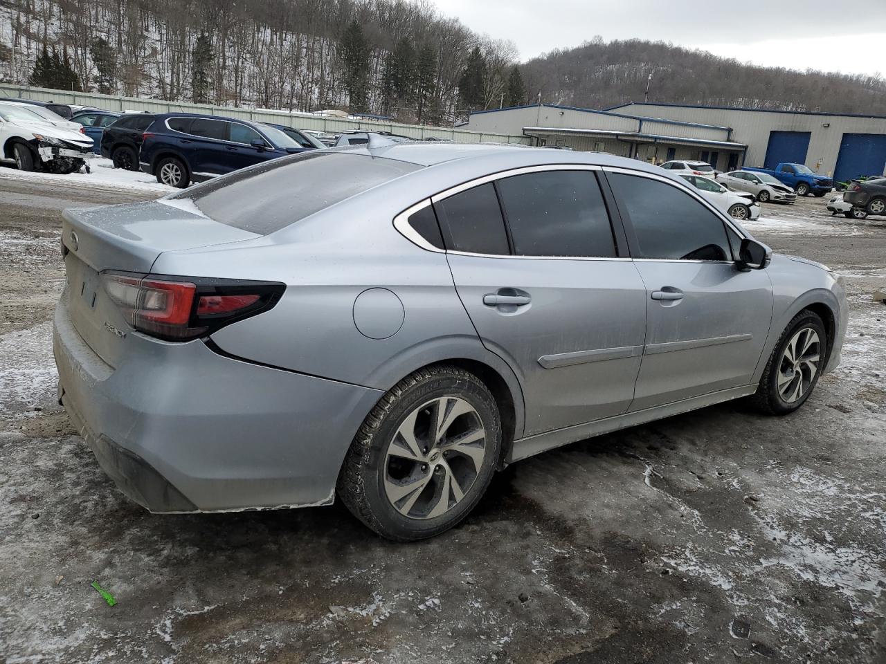 2022 Subaru Legacy - Image 3