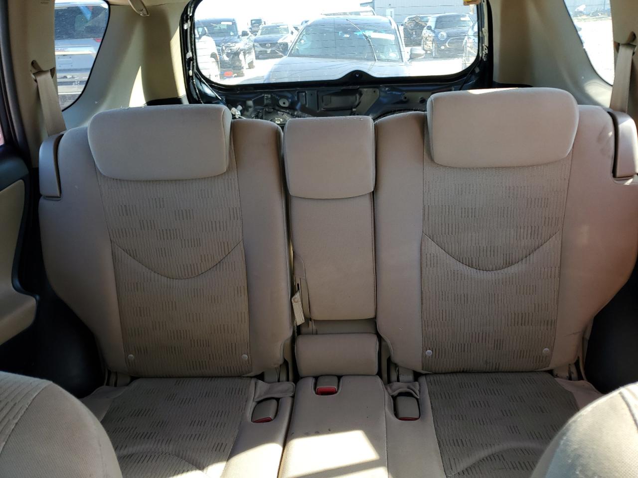 2010 Toyota RAV 4 - Image 10