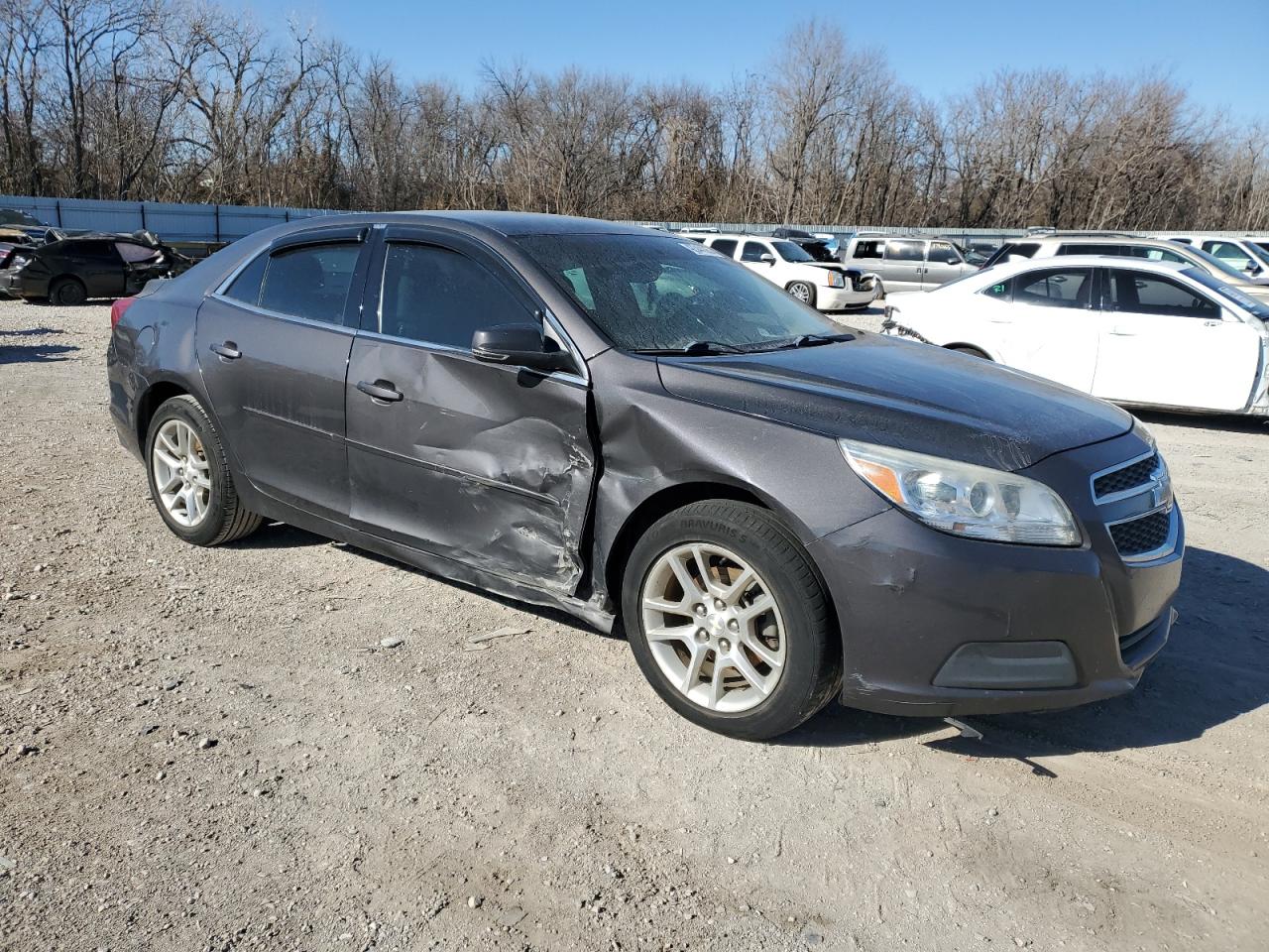 VIN 1G11C5SA7DF135888 2013 CHEVROLET MALIBU no.4