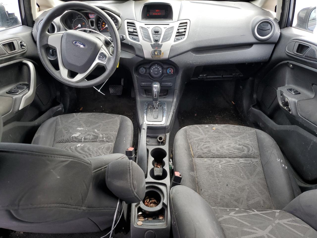 2012 Ford Fiesta - Image 8