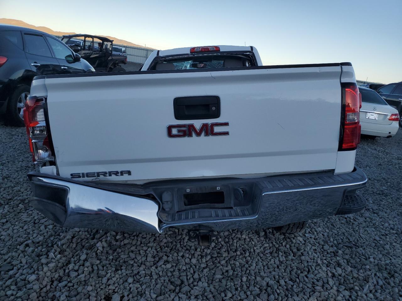 2014 GMC Sierra - Image 6