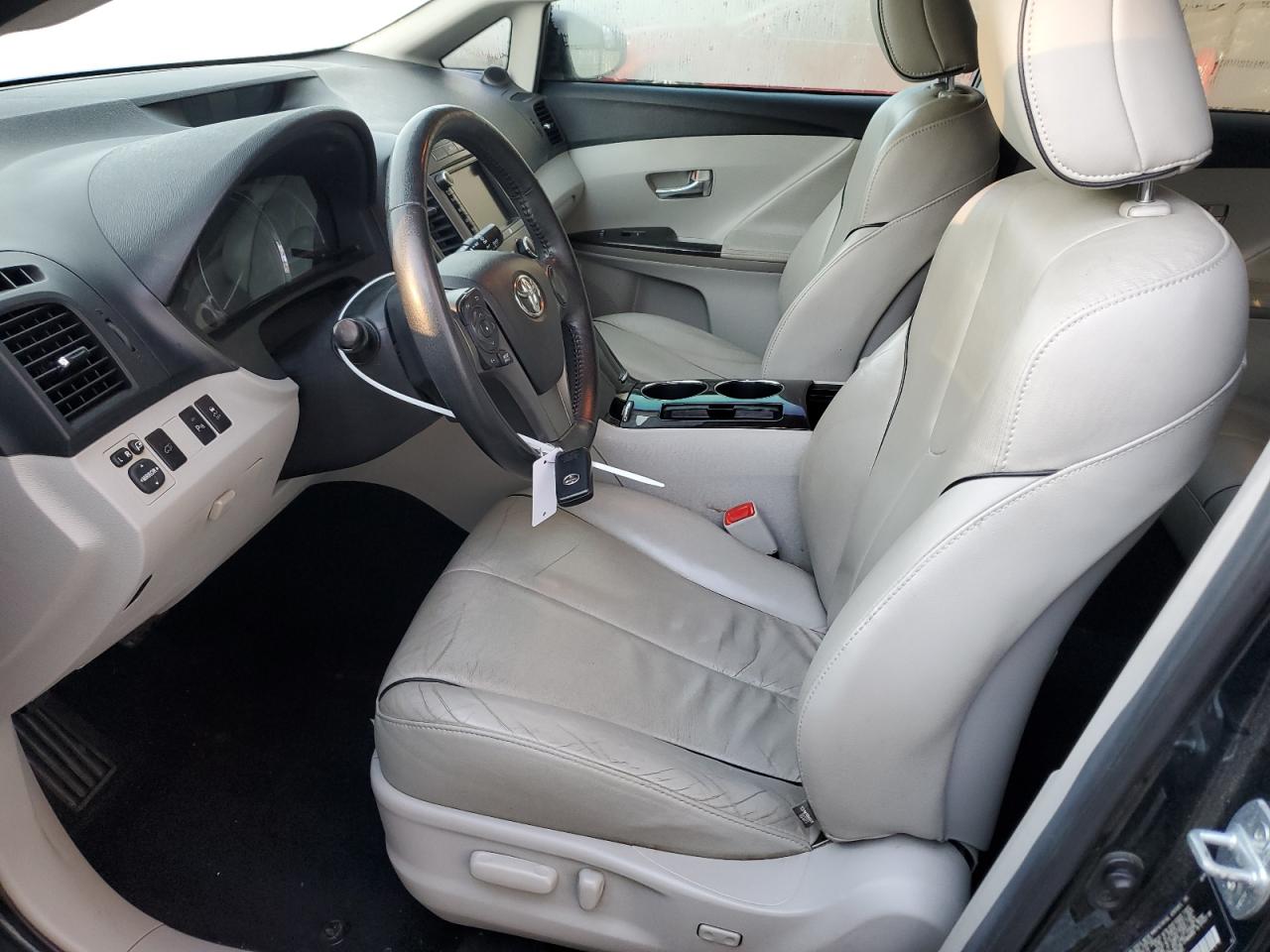 2014 Toyota Venza - Image 7
