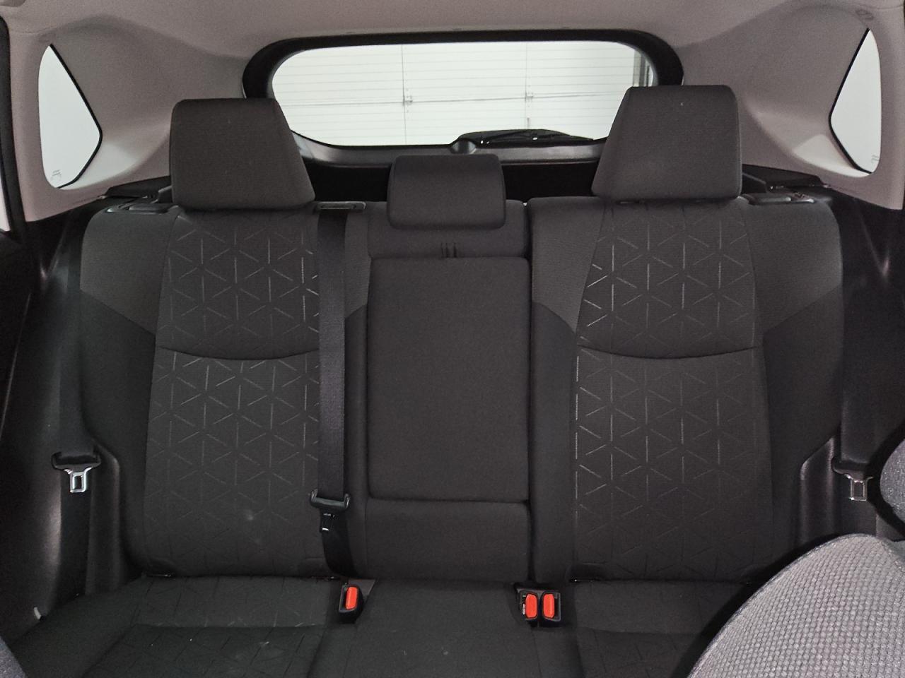 2020 Toyota RAV 4 - Image 10