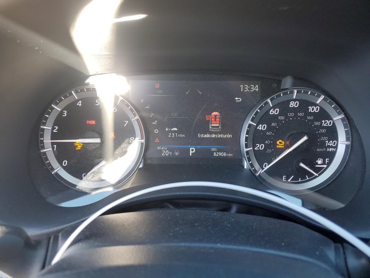 2022 Toyota Highlander - Image 9