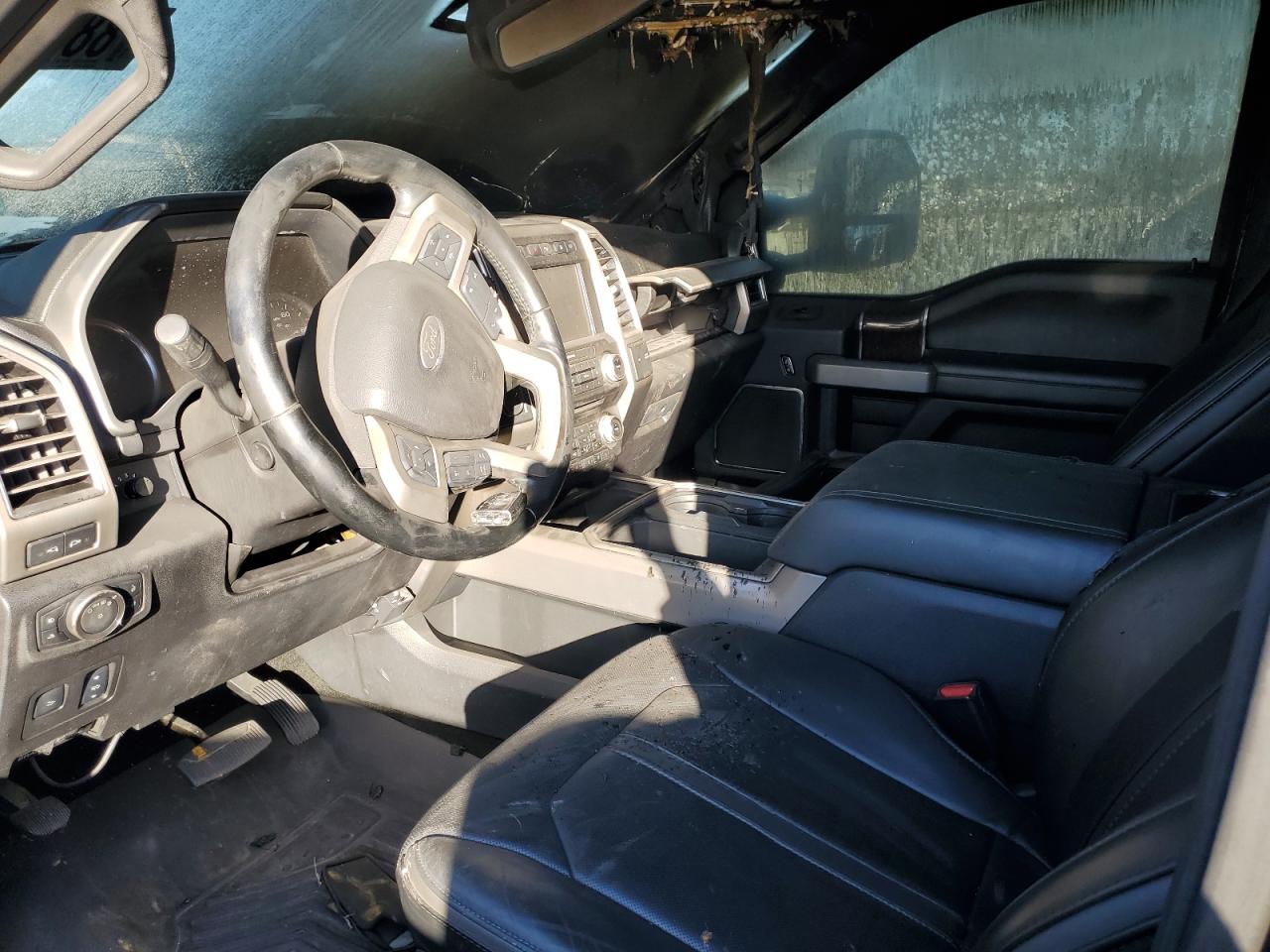 2017 Ford F350 - Image 8