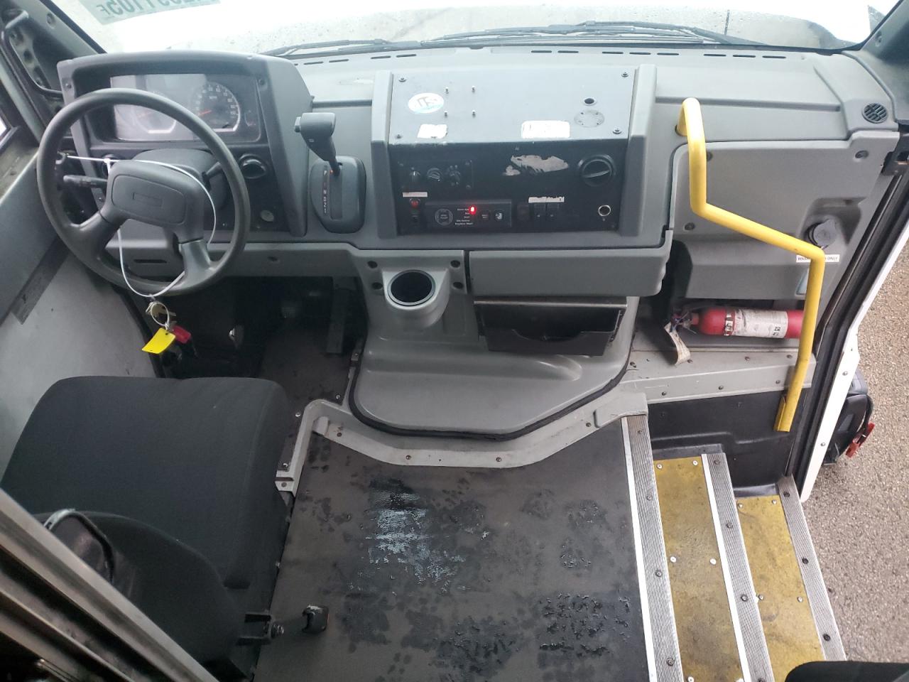 2013 Isuzu Npr VIN: JALB4T172D7W00797 Lot: 42991105