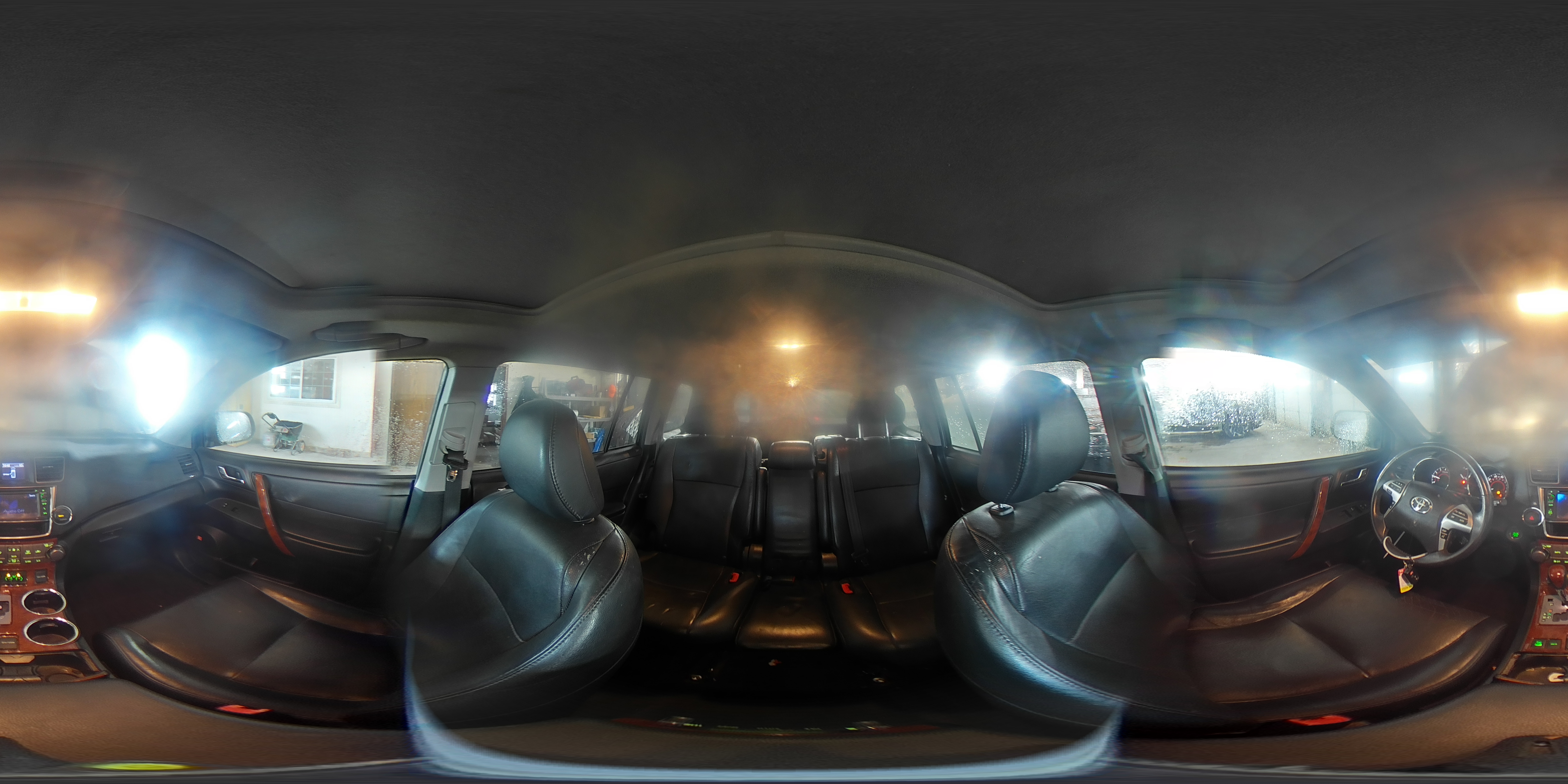 2013 Toyota Highlander - Image 15