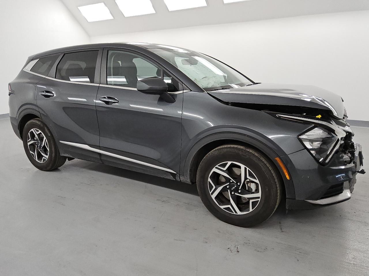 2023 Kia Sportage - Image 4