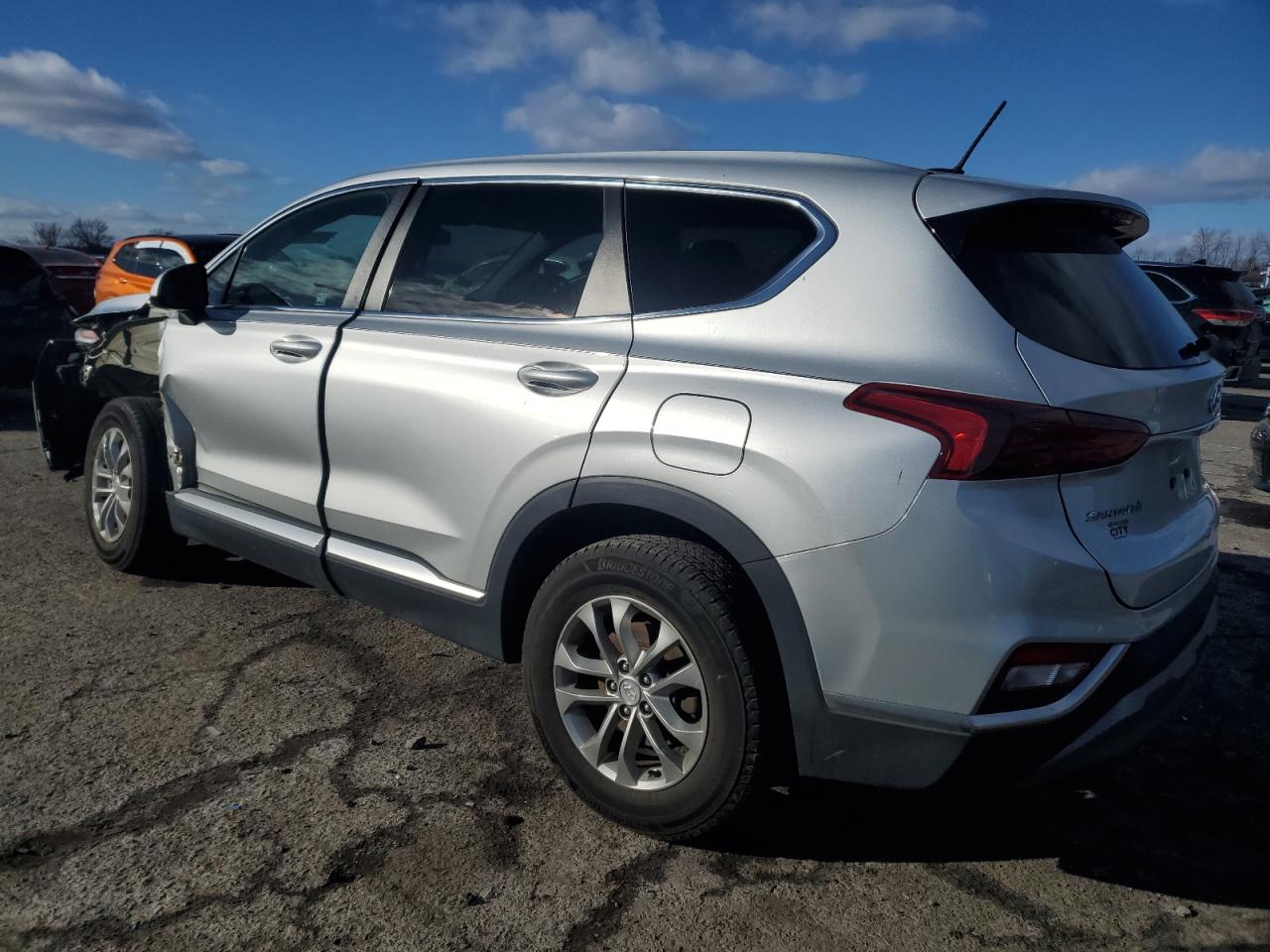 VIN 5NMS2CAD9KH002144 2019 HYUNDAI SANTA FE no.2