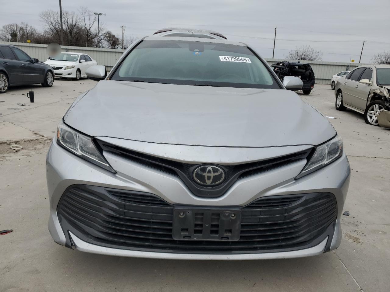 2019 Toyota Camry - Image 5