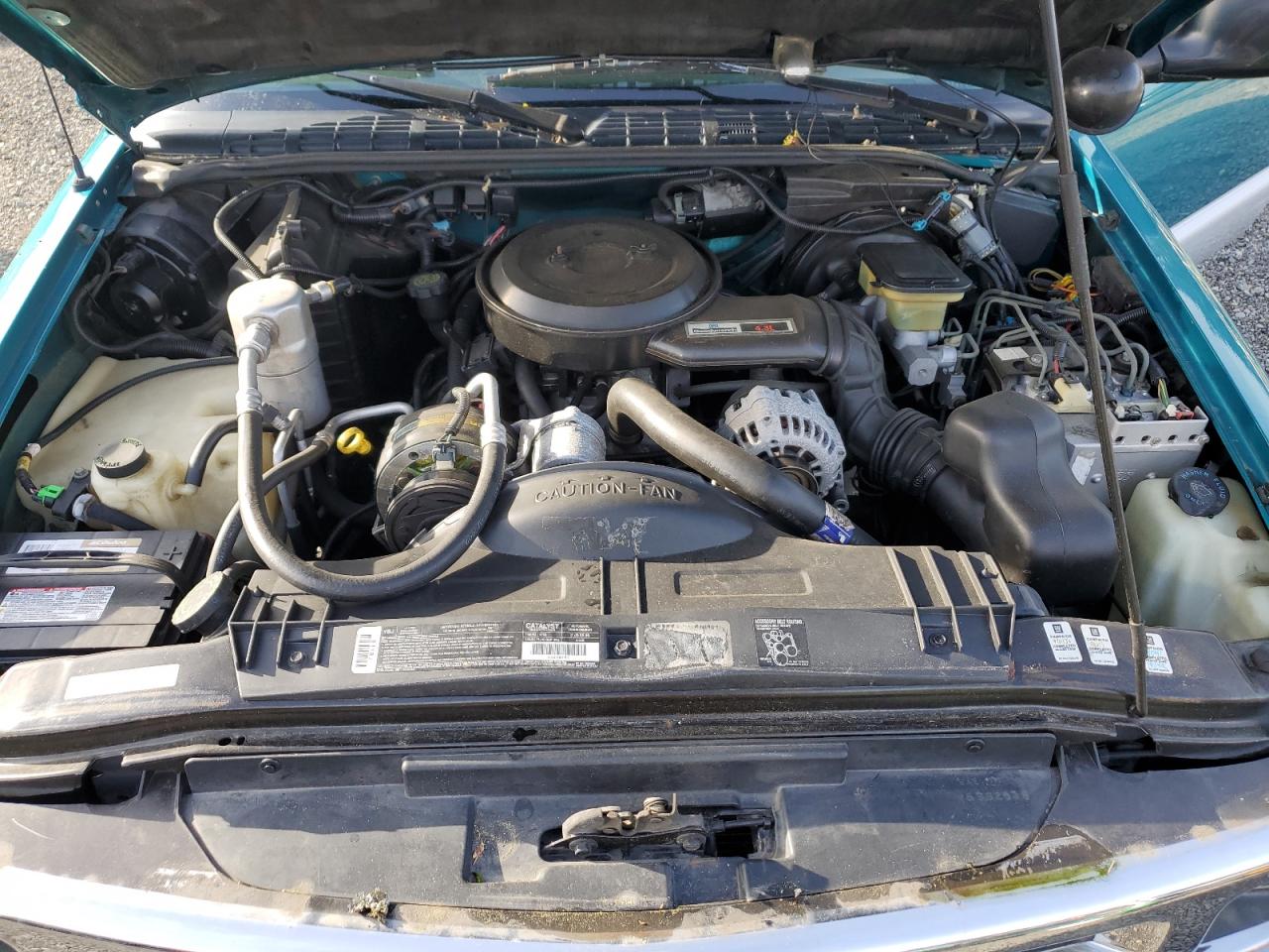 1995 Chevrolet S-10 Pickup - Image 11
