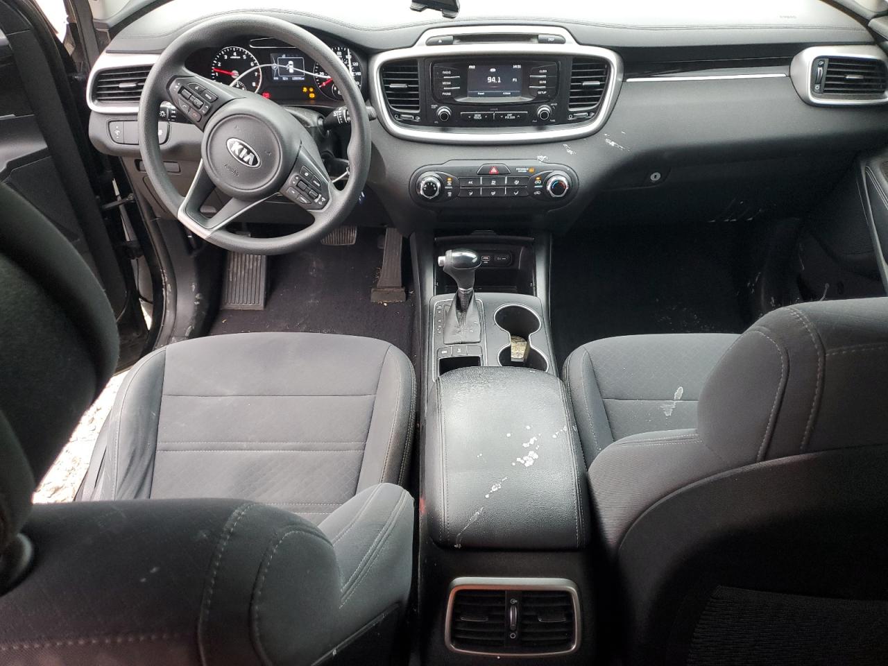 2017 Kia Sorento - Image 8