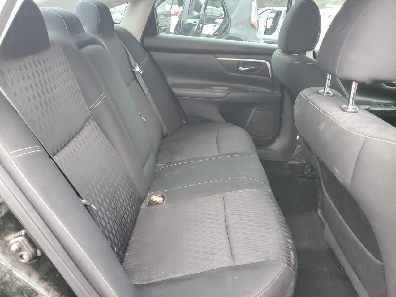 2018 Nissan Altima - Image 10