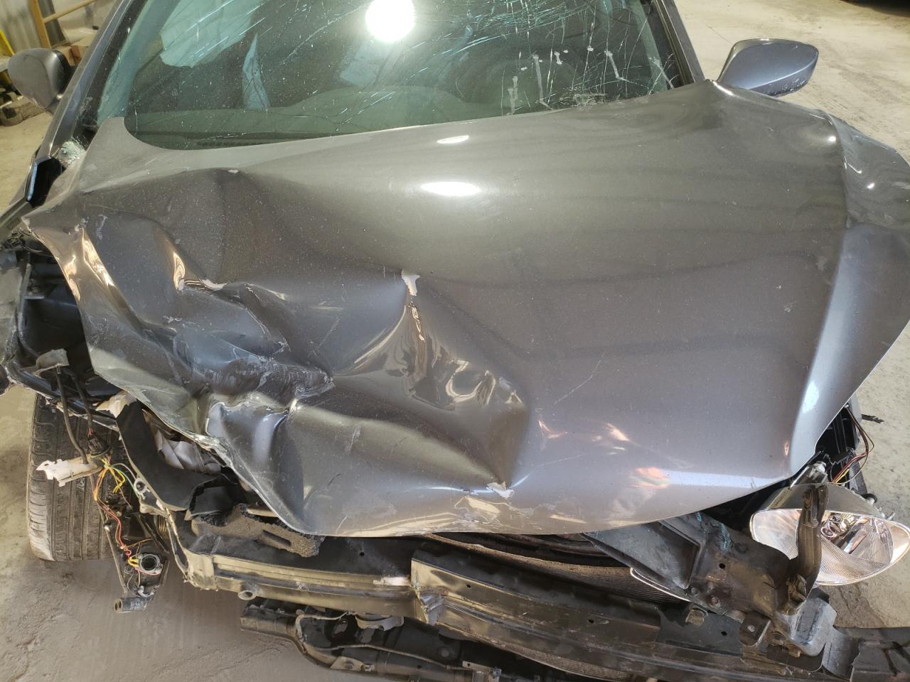 2013 Hyundai Elantra - Image 12