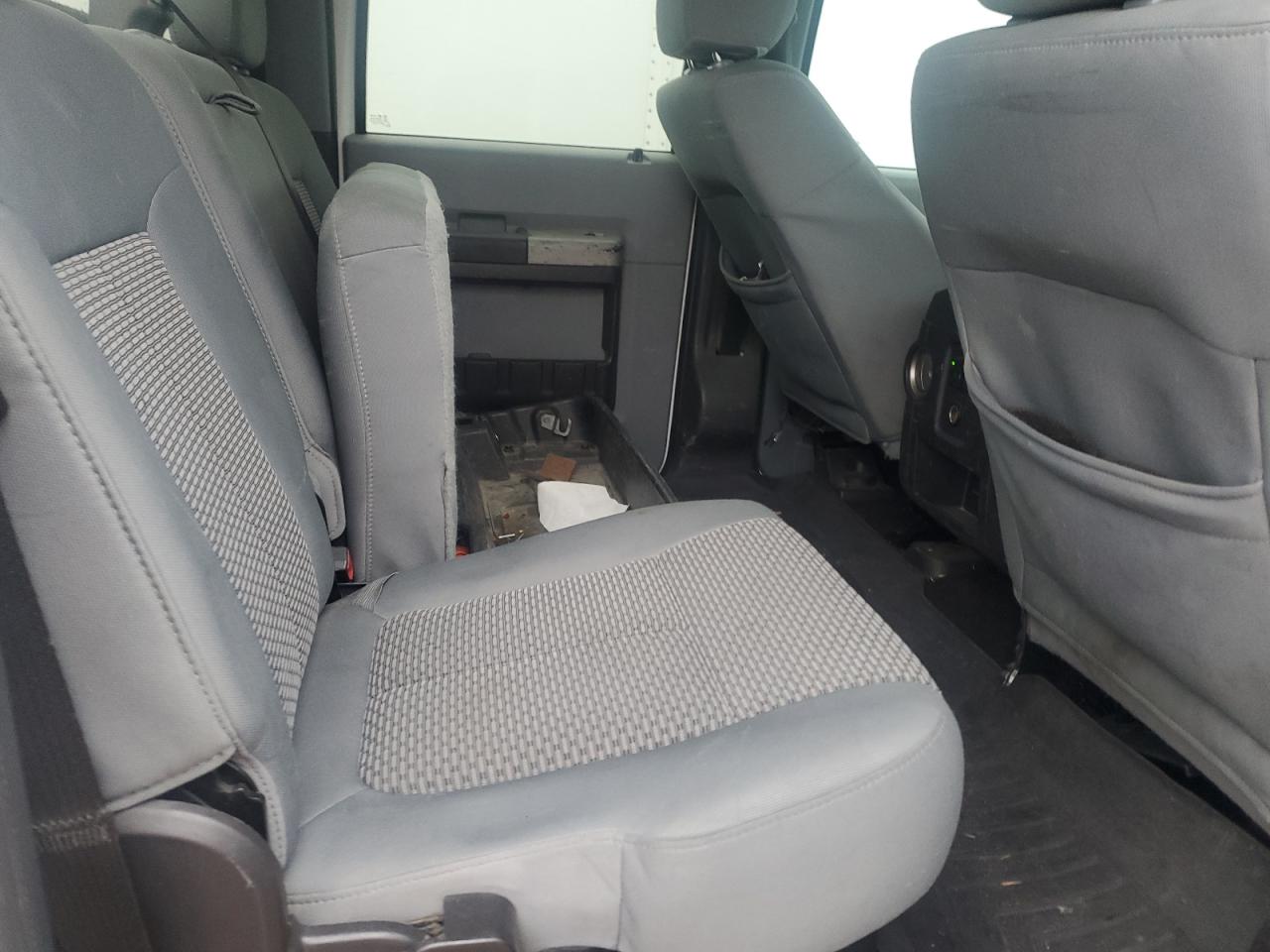2013 Ford F350 - Image 6