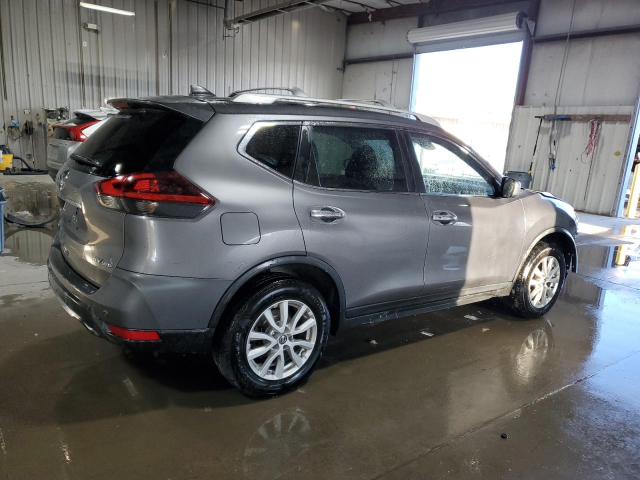 2019 Nissan Rogue - Image 3
