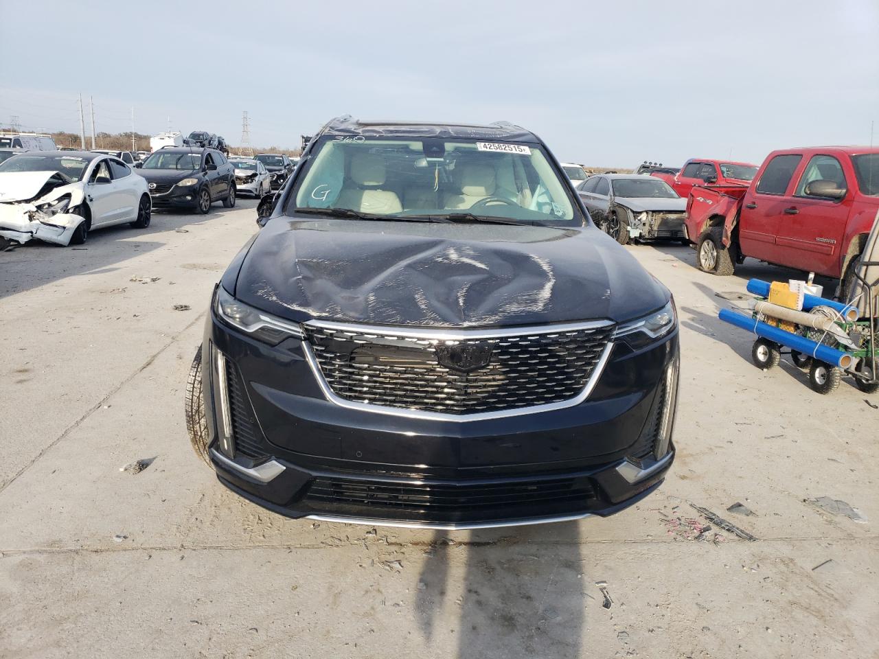 2022 Cadillac XT6 - Image 5