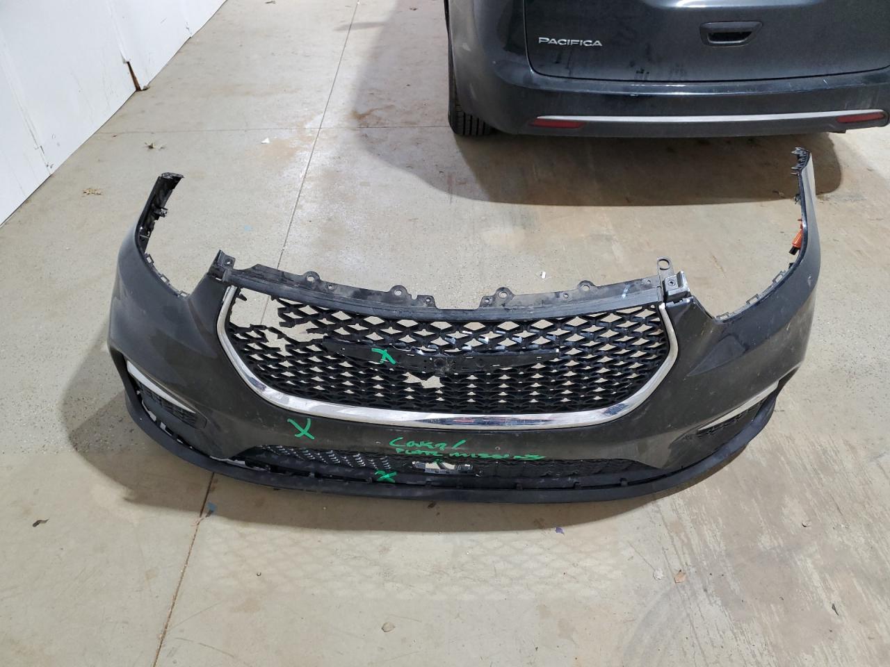 2022 Chrysler Pacifica - Image 13