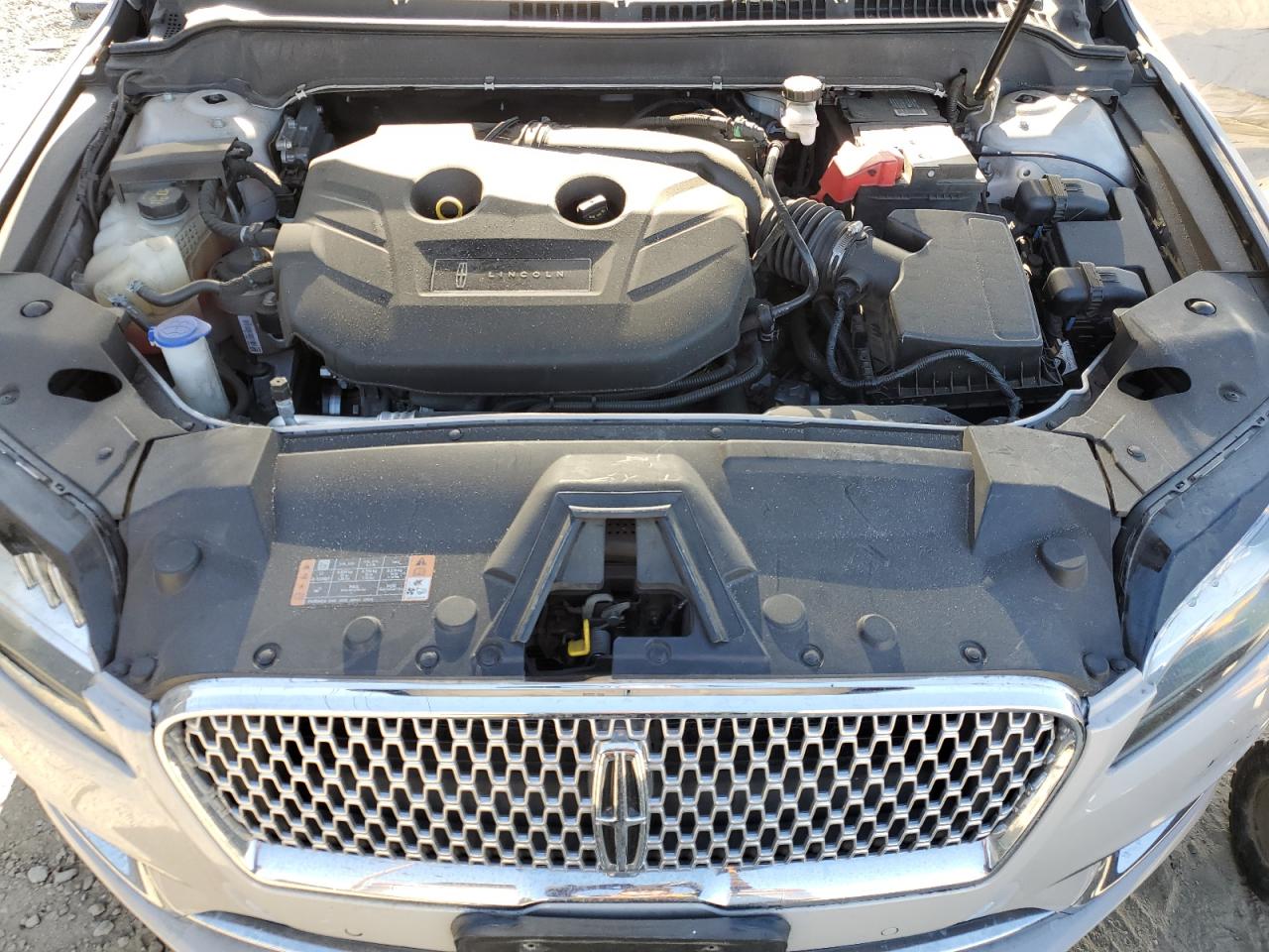 2019 Lincoln MKZ - Image 11