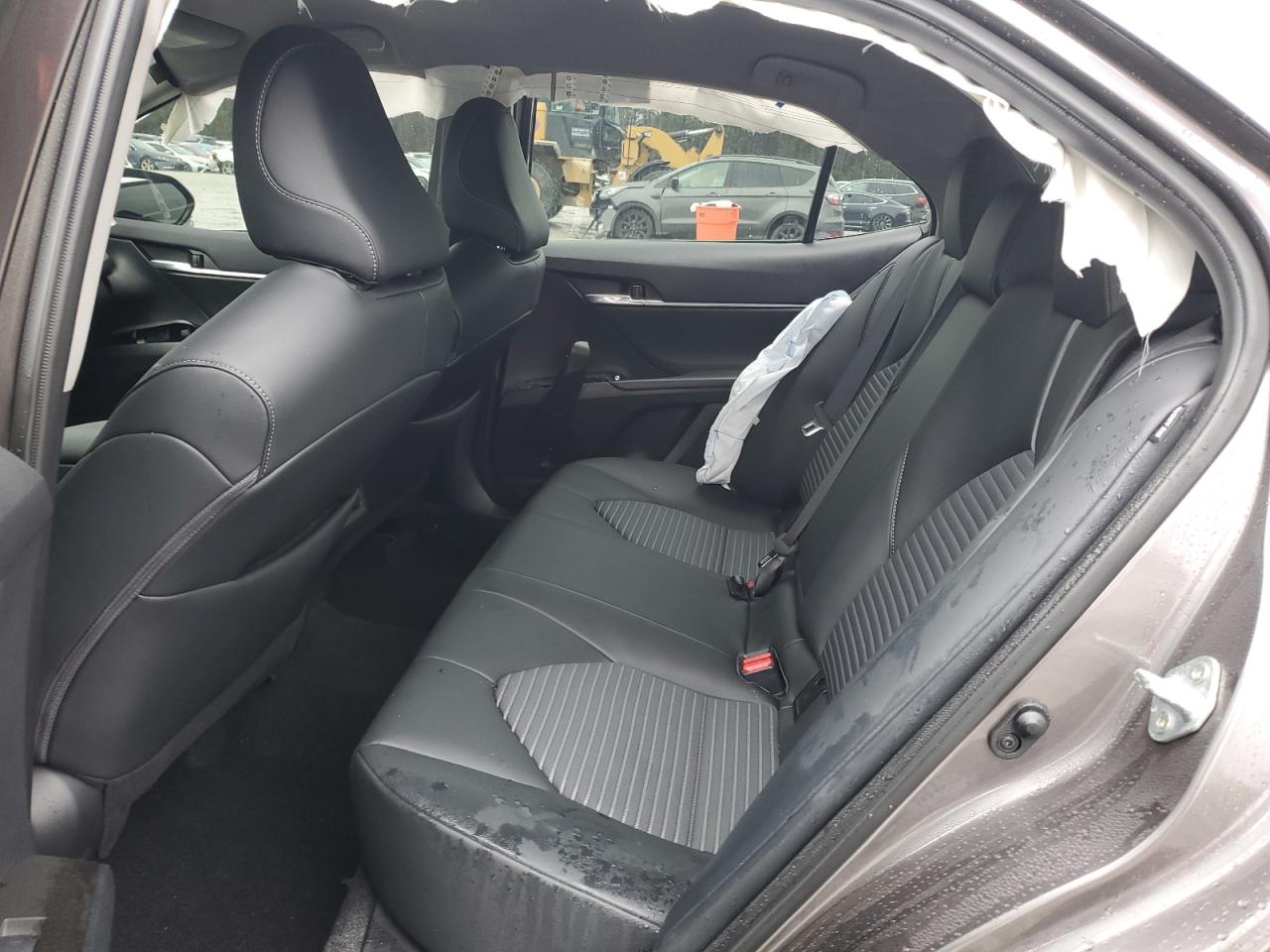 2023 Toyota Camry - Image 10