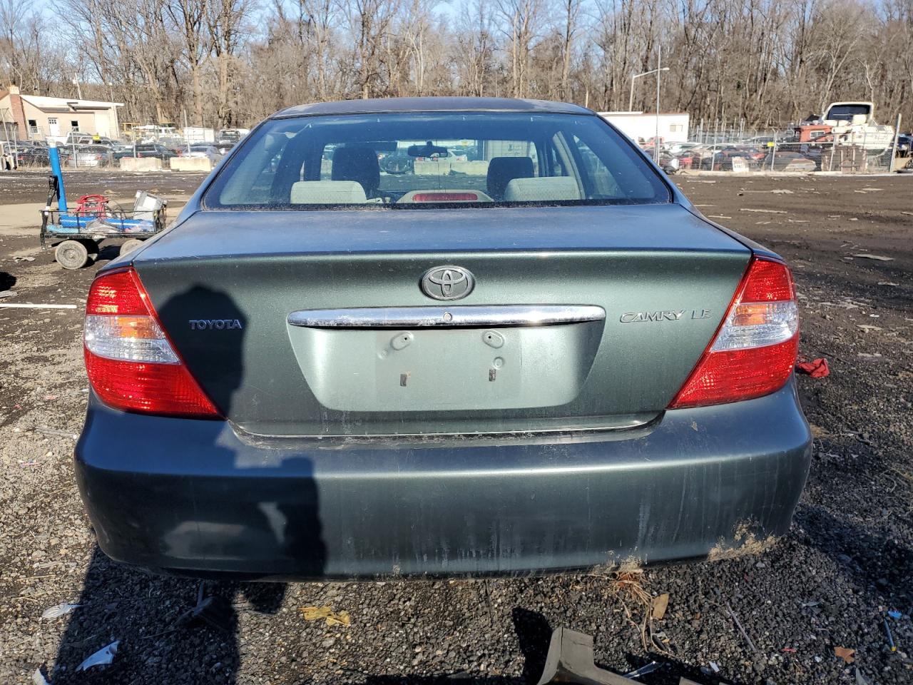 2004 Toyota Camry Le VIN: 4T1BE32K54U322928 Lot: 42610905