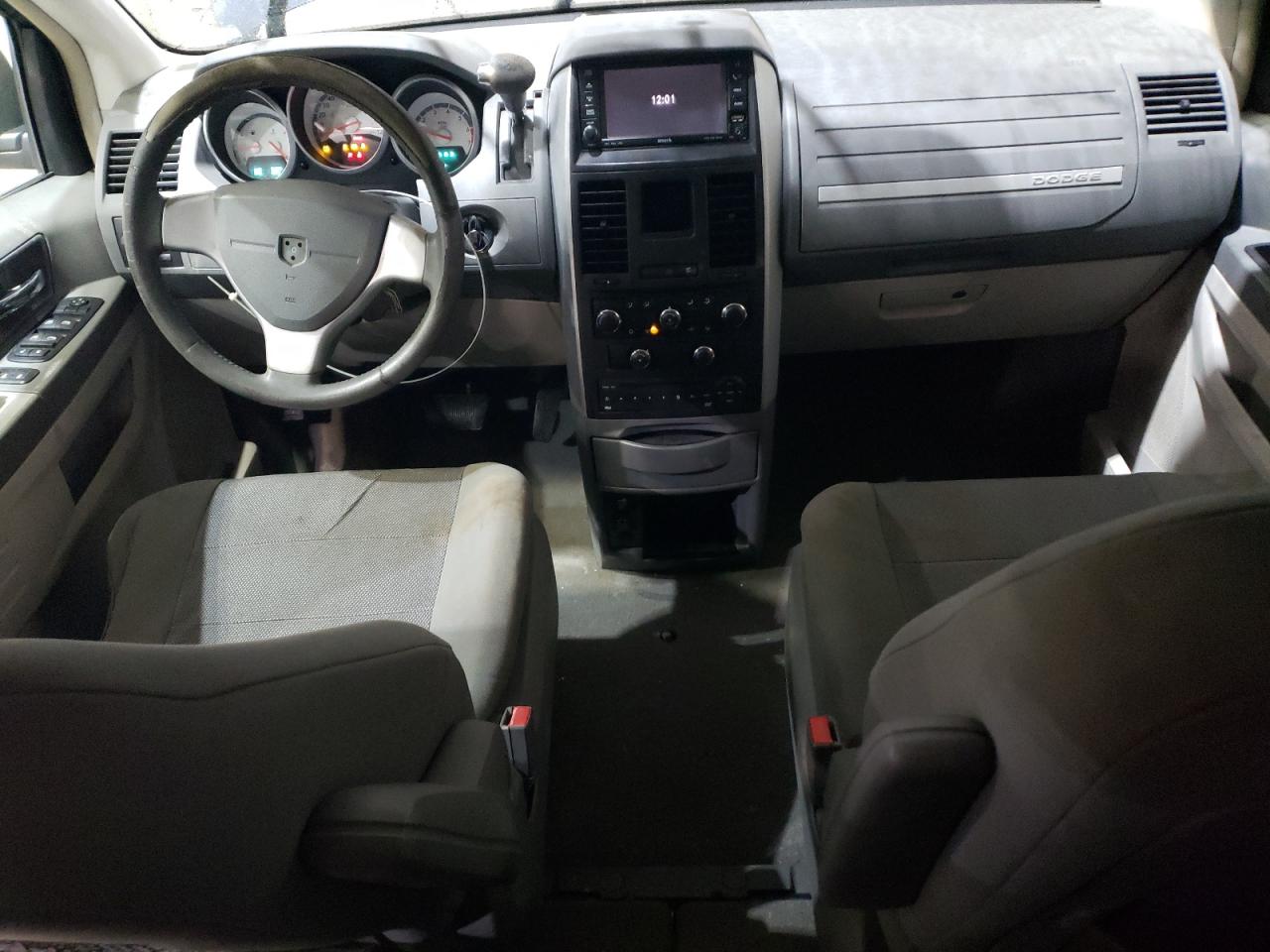 2009 Dodge Caravan - Image 8