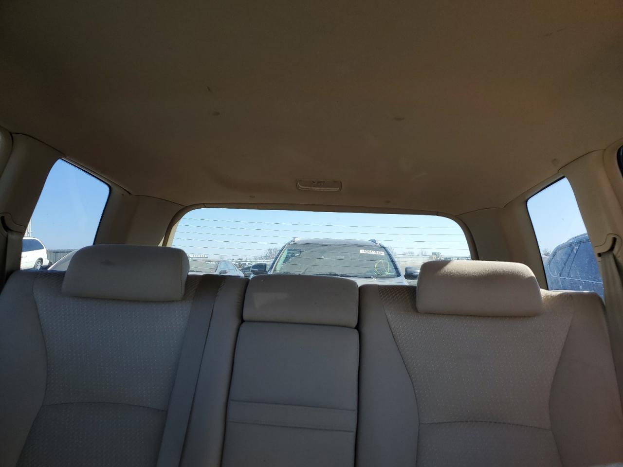 2004 Toyota Highlander - Image 10