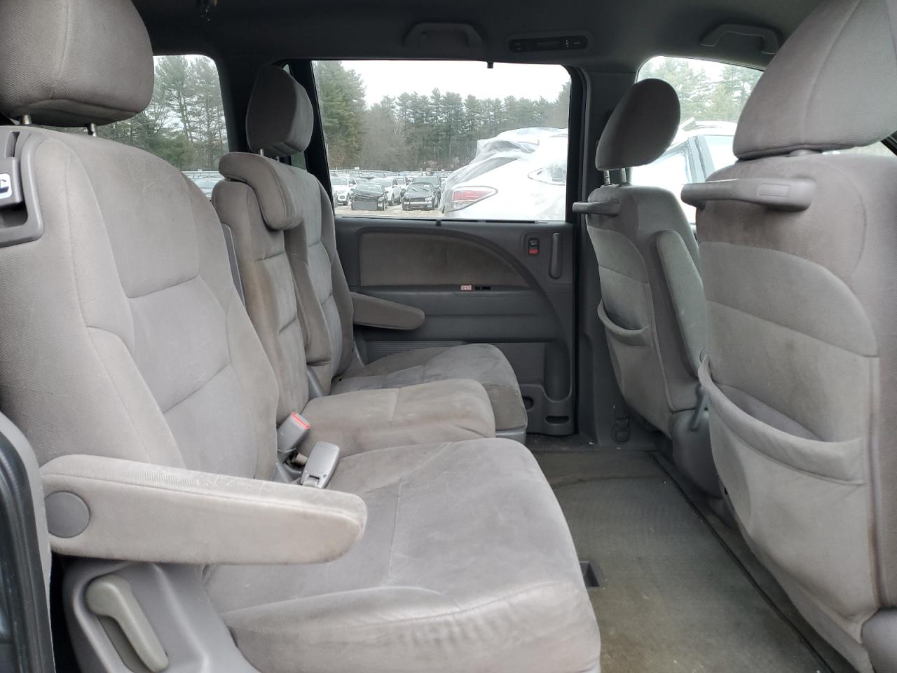 2008 Honda Odyssey - Image 11