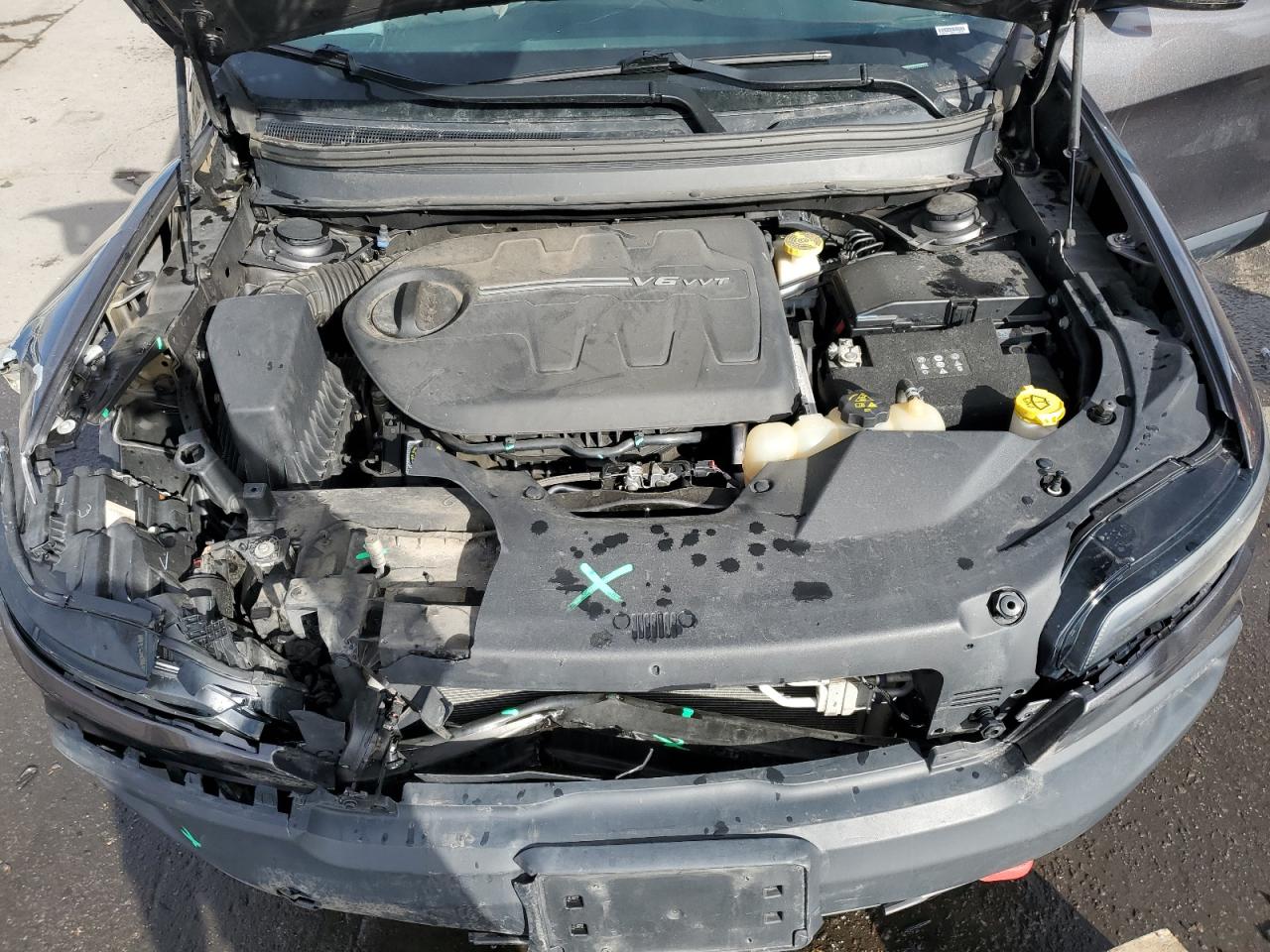 2019 Jeep Cherokee - Image 12