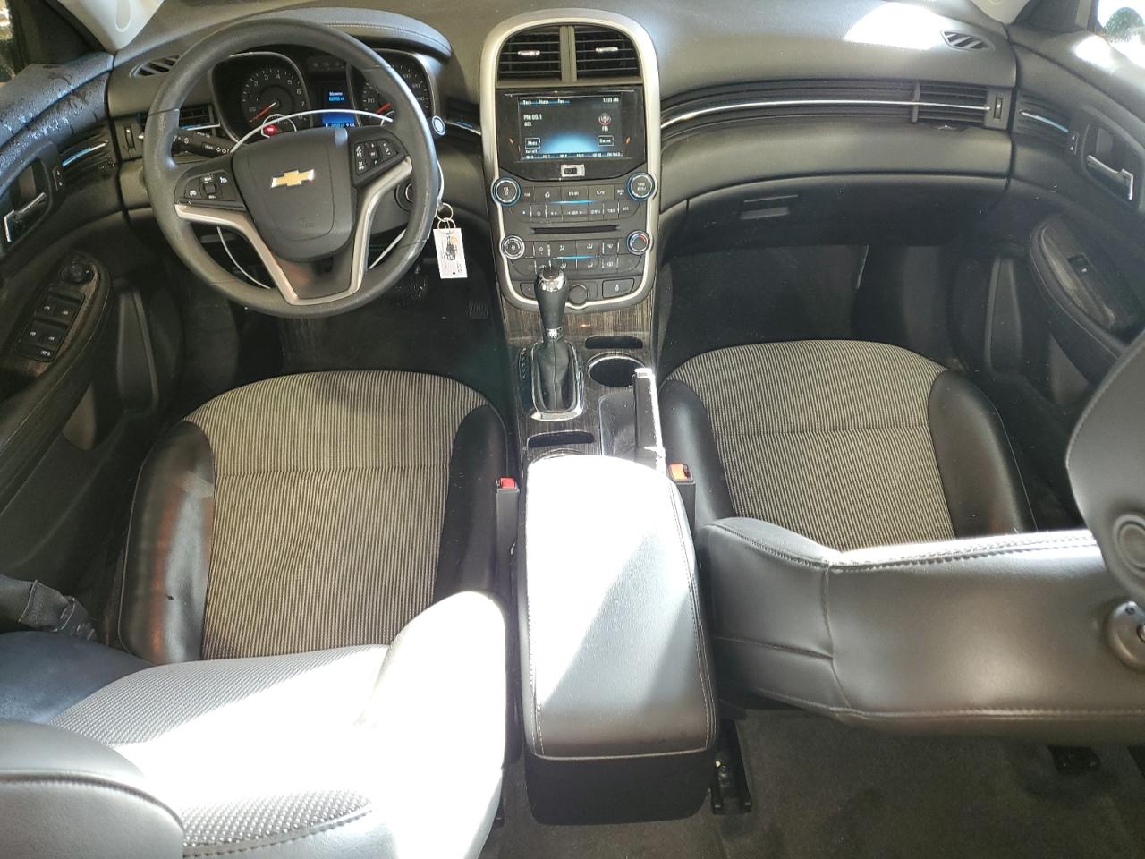 2014 Chevrolet Malibu - Image 8