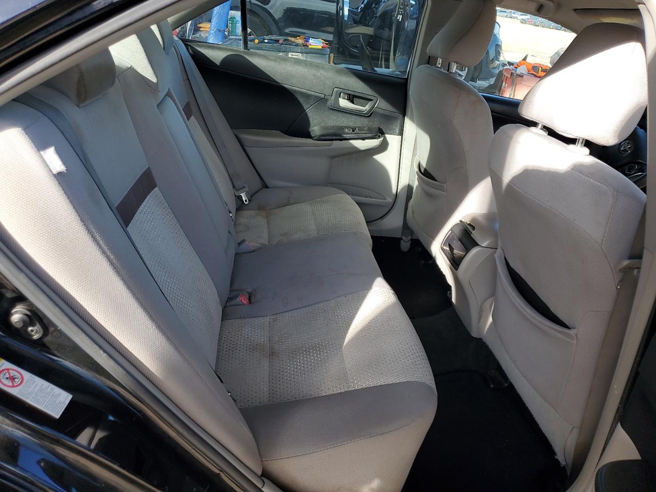 2013 Toyota Camry - Image 10