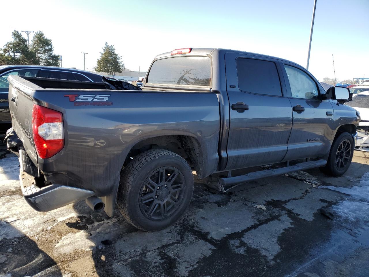 2019 Toyota Tundra - Image 3
