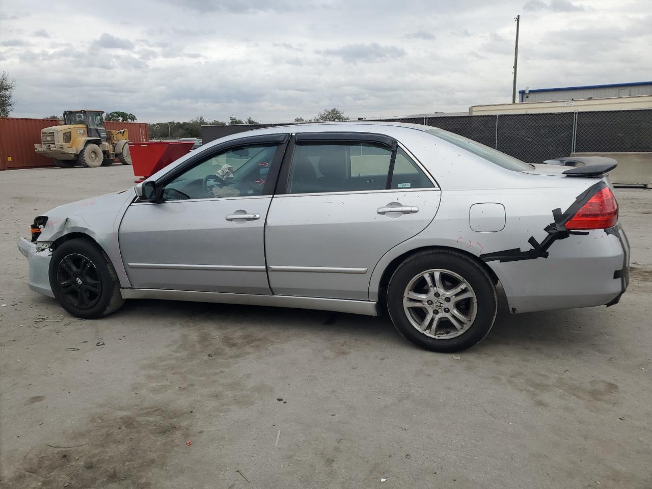 2006 Honda Accord - Image 2