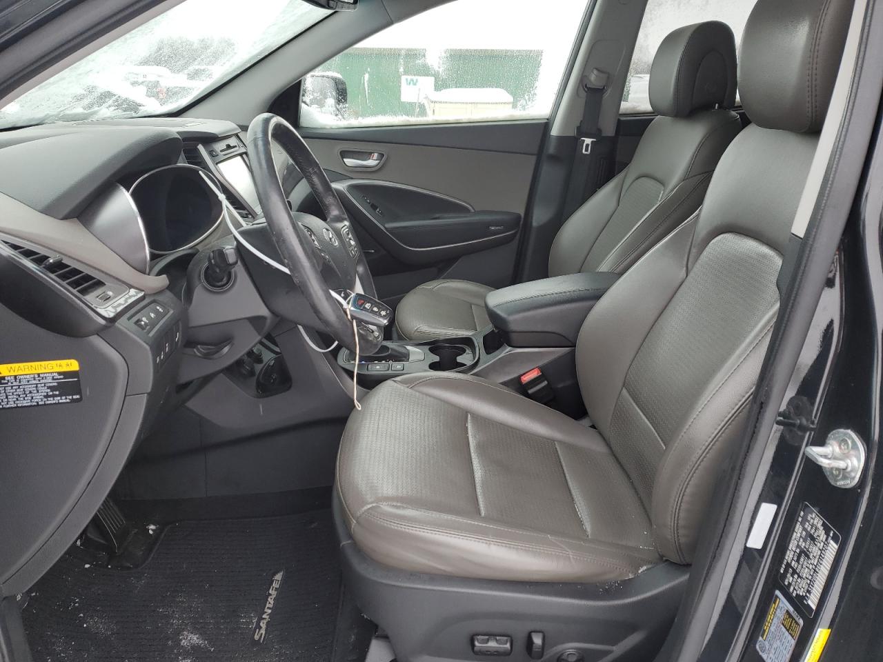 2014 Hyundai Santa Fe - Image 7