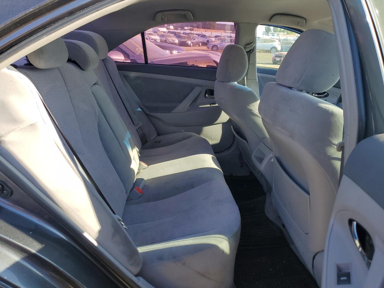 2010 Toyota Camry - Image 10