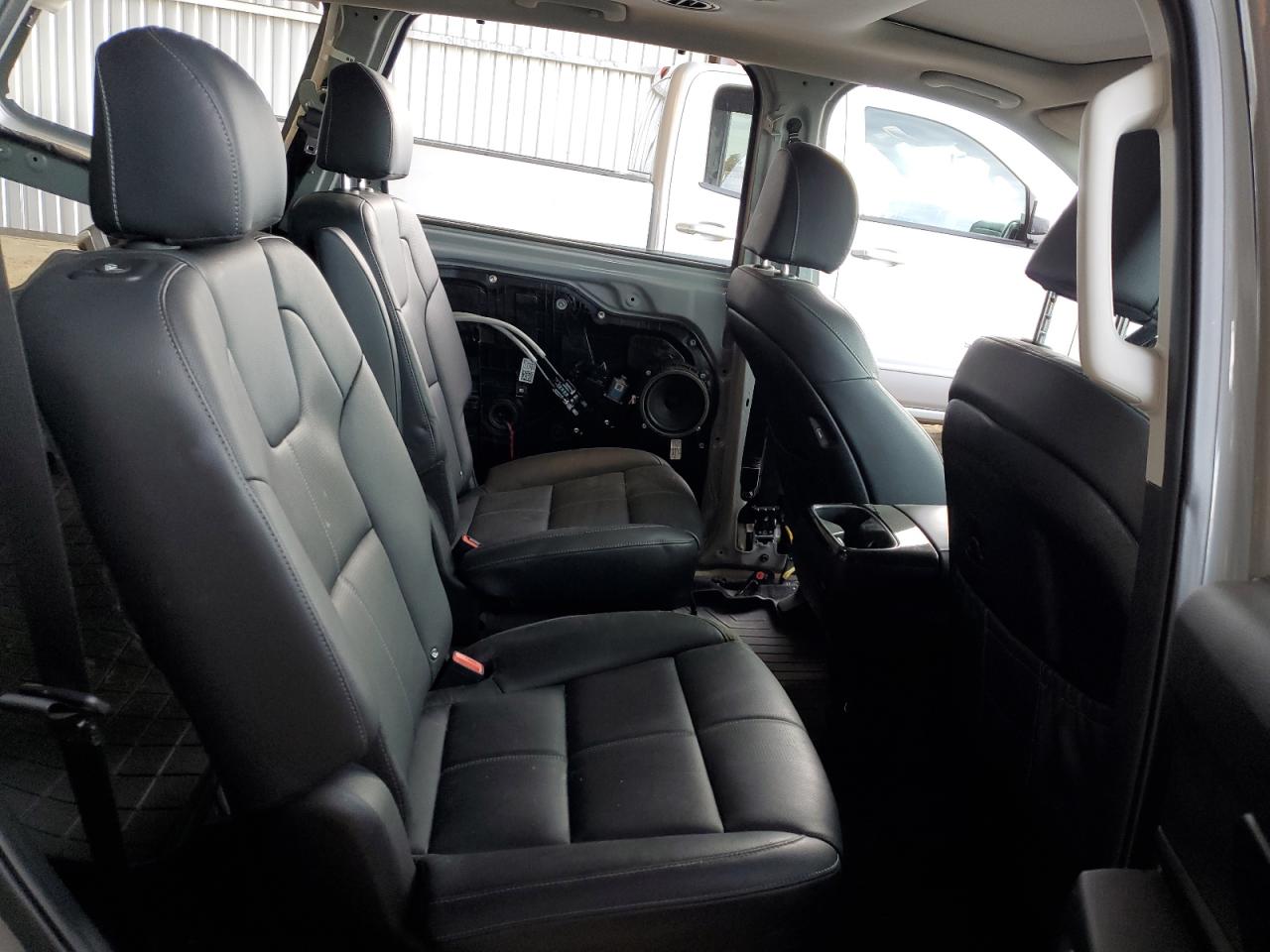 2022 Kia Telluride - Image 11